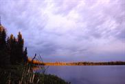 lac vers Fort Nelson