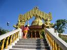 stupa vers Bandarbans stupa vers Bandarbans