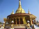 stupa vers Bandarbans stupa vers Bandarbans