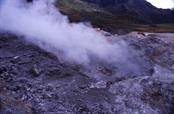plateau de Dieng geyser