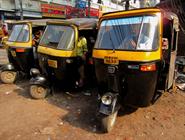 guwahati taxis 3 roues