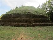vieux stupa à Sigiriya vieux stupa à Sigiriya