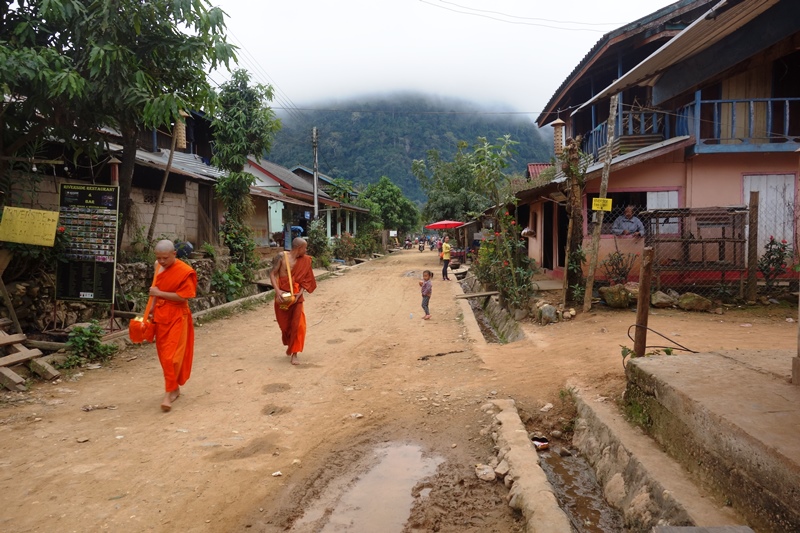 Muang Ngoi Muang Ngoi